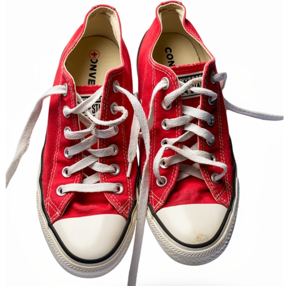 Converse Red Canvas Sneakers Runners Trendy Shoe Women's 8
